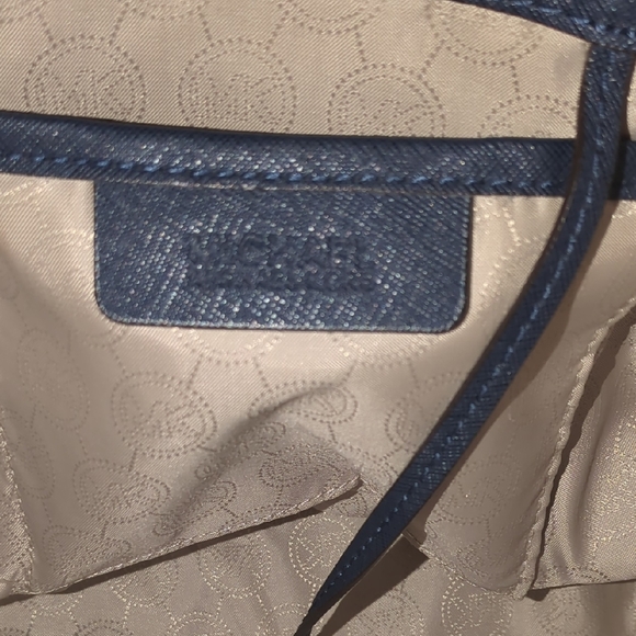 Authentic Michael Kors Dark Blue Tote with Gold Accents Asking Price $70 - Picture 8 of 15